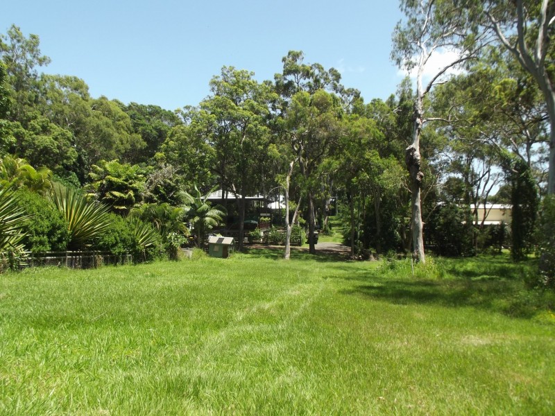 195 Kate Street, Macleay Island QLD 4184