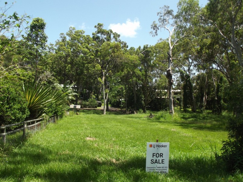 195 Kate Street, Macleay Island QLD 4184