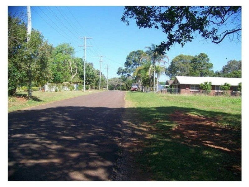 9 LEONIE cres, Lamb Island QLD 4184