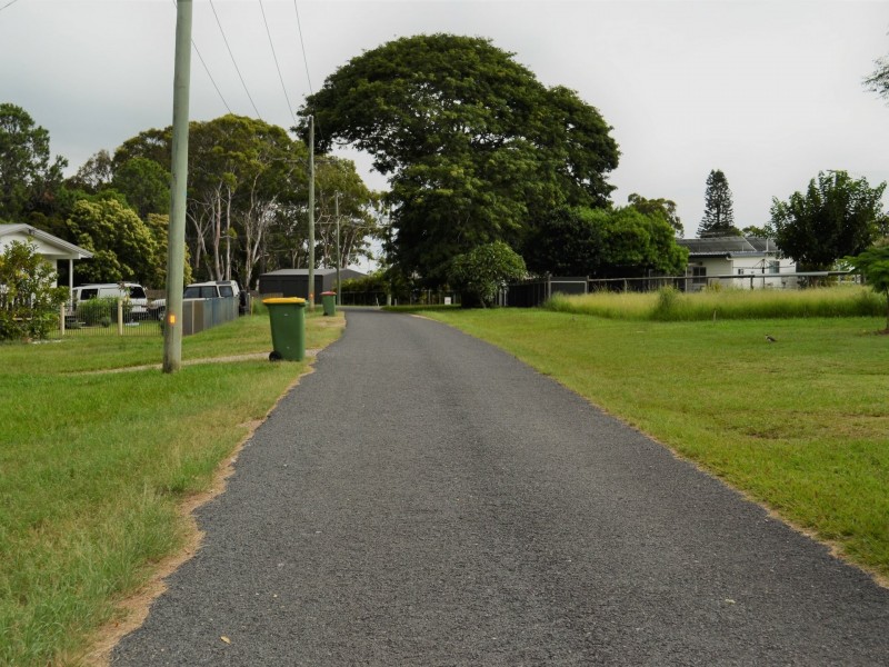 9 Alexander Street, Macleay Island QLD 4184