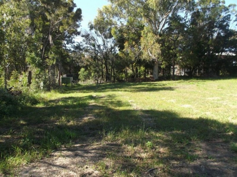 4-6 Heath Street, Macleay Island QLD 4184