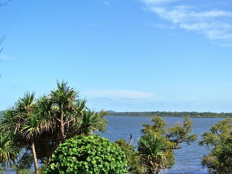 30 Coorong Street, Macleay Island QLD 4184