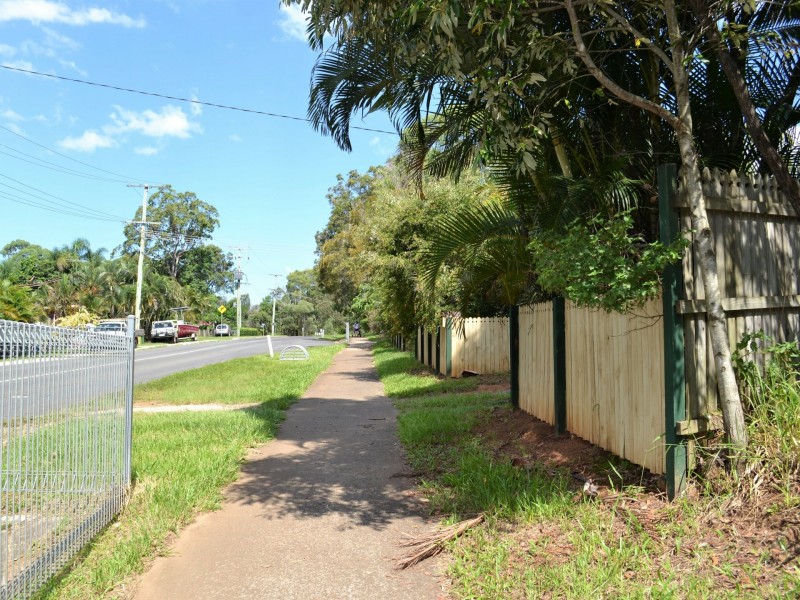 24 Allambie Street, Macleay Island QLD 4184