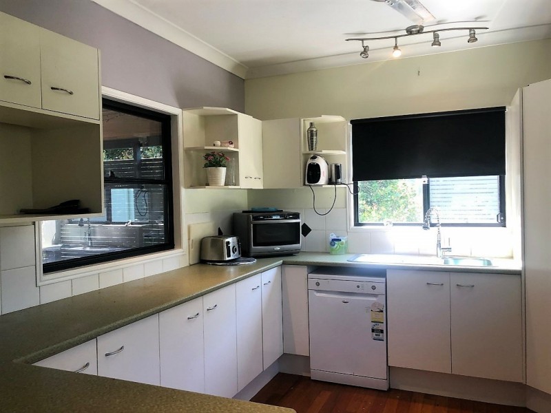 46 Barramundi Street, Macleay Island QLD 4184