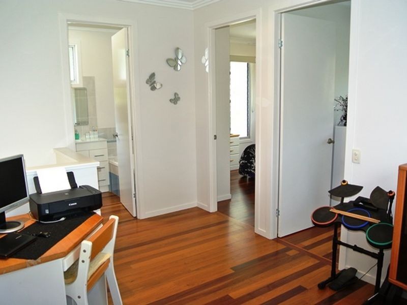 20 Tingara Street, Macleay Island QLD 4184