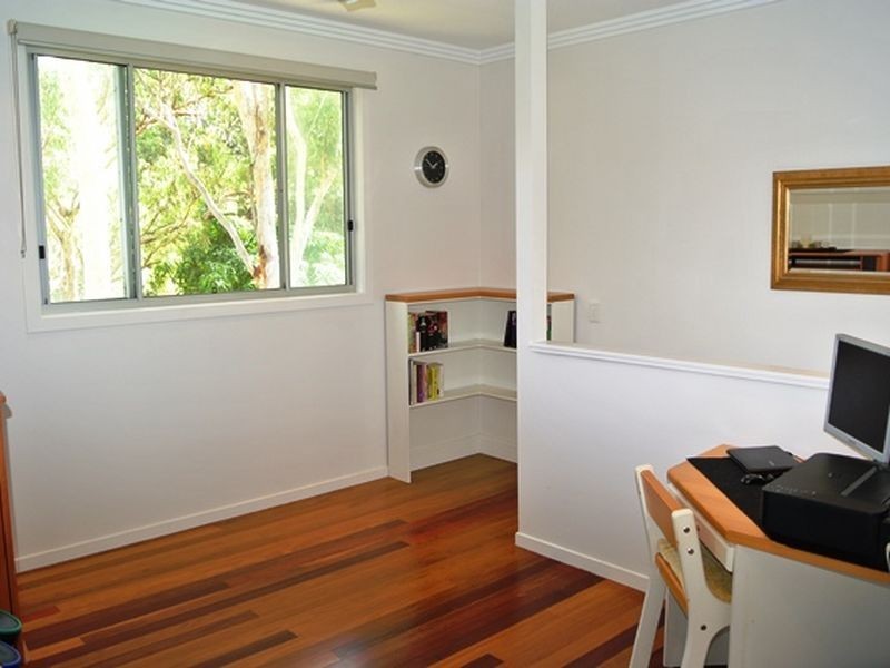 20 Tingara Street, Macleay Island QLD 4184