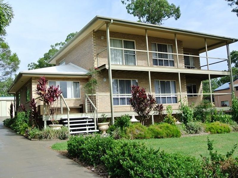 42 Beelong Street, Macleay Island QLD 4184