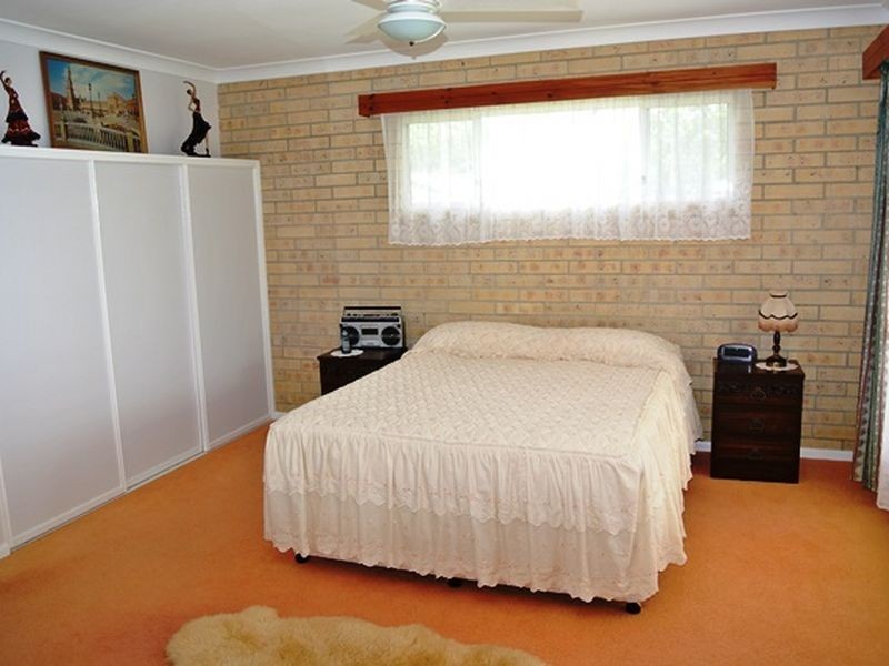 42 Beelong Street, Macleay Island QLD 4184