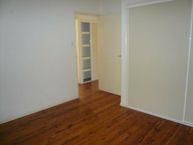 33 Lonicera Street, Macleay Island QLD 4184