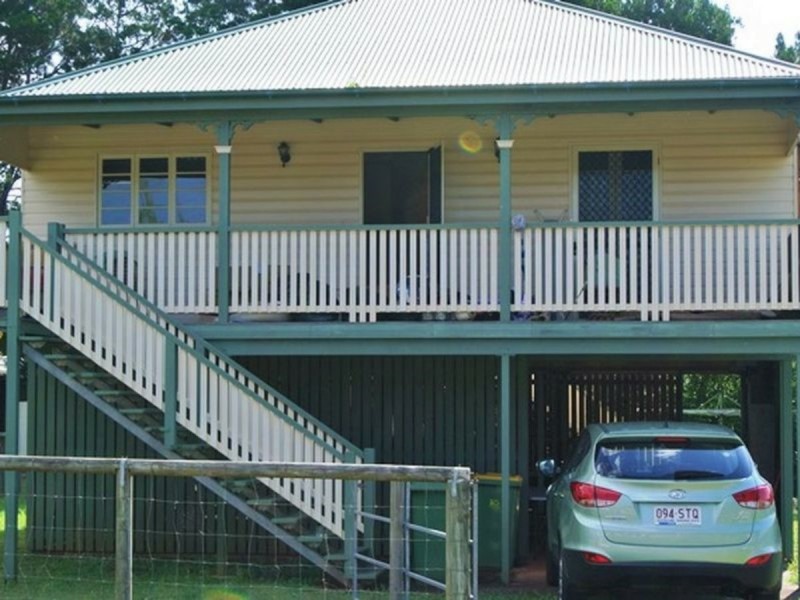 33 Lonicera Street, Macleay Island QLD 4184