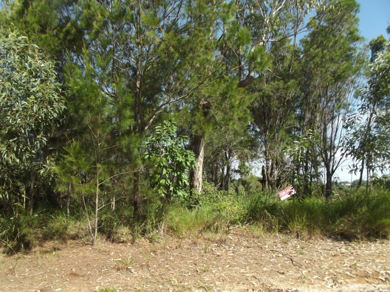 12 Emita Street, Macleay Island QLD 4184