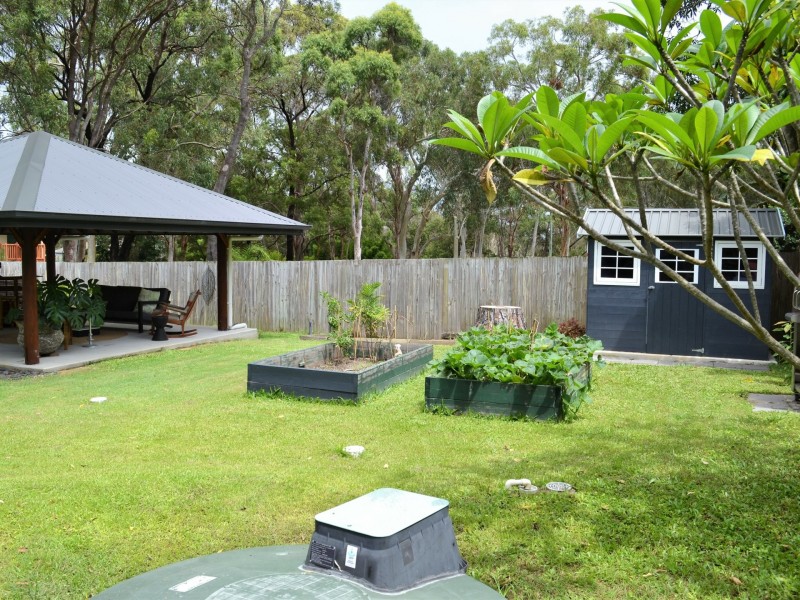 23 Arthur Street, Macleay Island QLD 4184