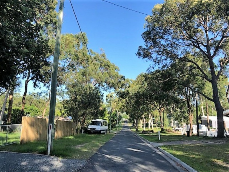 4 Tingara Street, Macleay Island QLD 4184