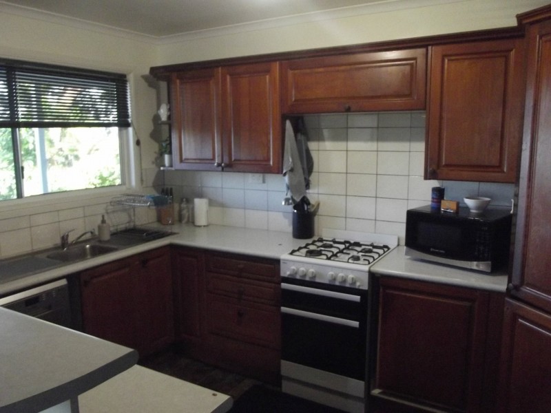 30 Blue Waters Crescent, Macleay Island QLD 4184