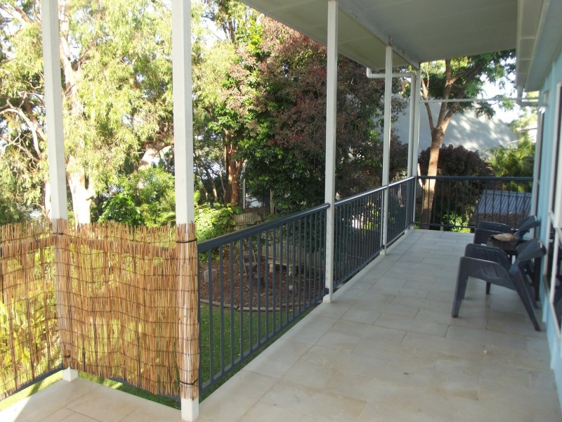 30 Blue Waters Crescent, Macleay Island QLD 4184