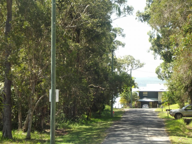 32 Morwong Street, Macleay Island QLD 4184