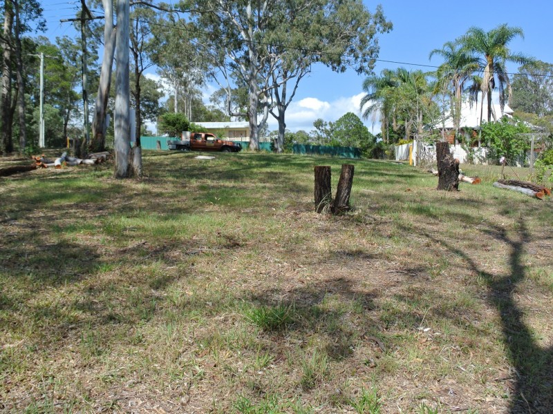 43 Halcyon Street, Lamb Island QLD 4184