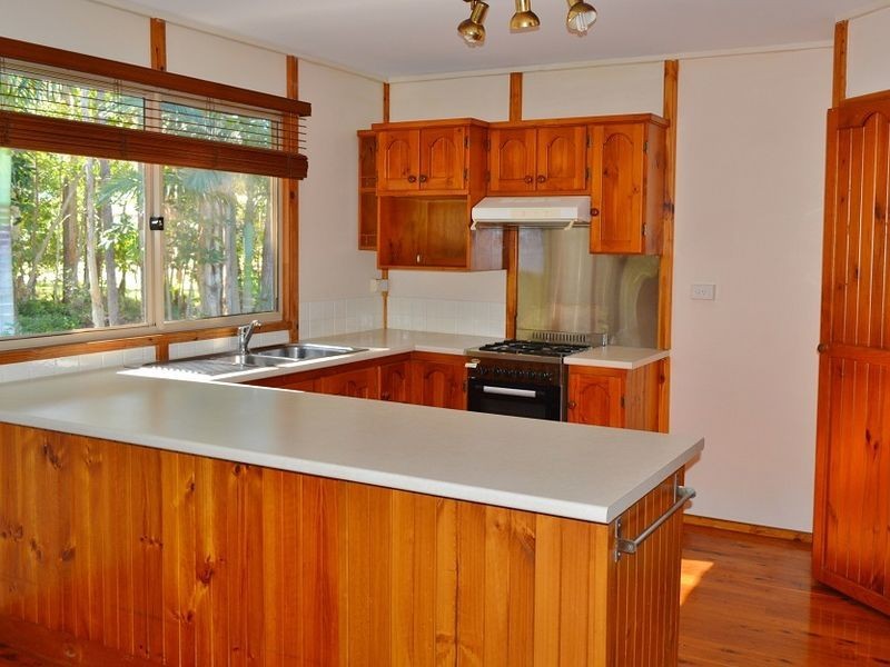 32 Attunga St, Macleay Island QLD 4184
