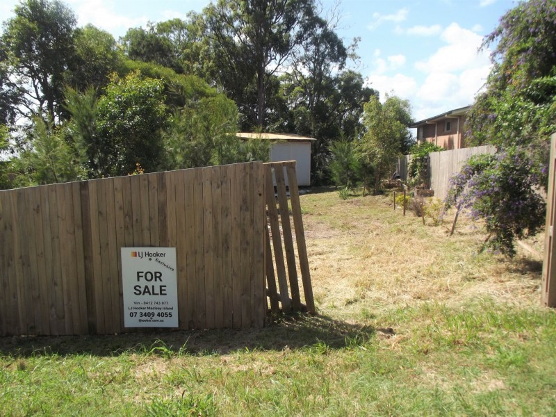52 Timothy Street, Macleay Island QLD 4184
