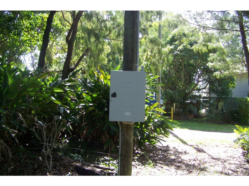 4-6 PINDARRI ST, Lamb Island QLD 4184