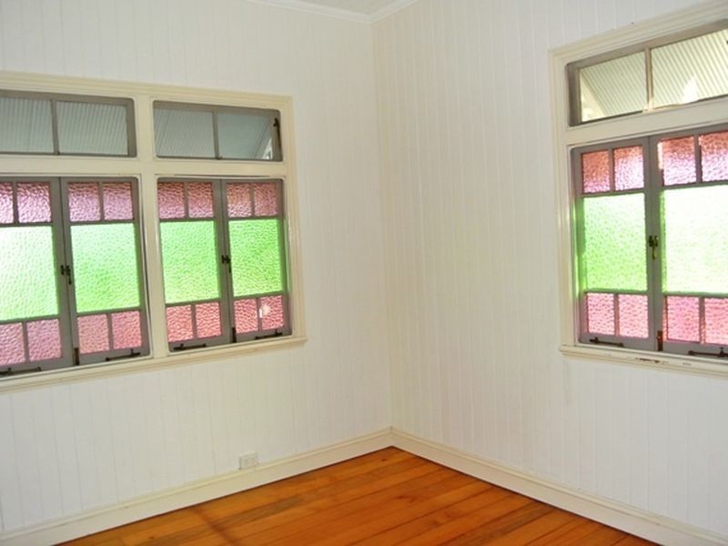 6 Blue Bay Crescent, Macleay Island QLD 4184