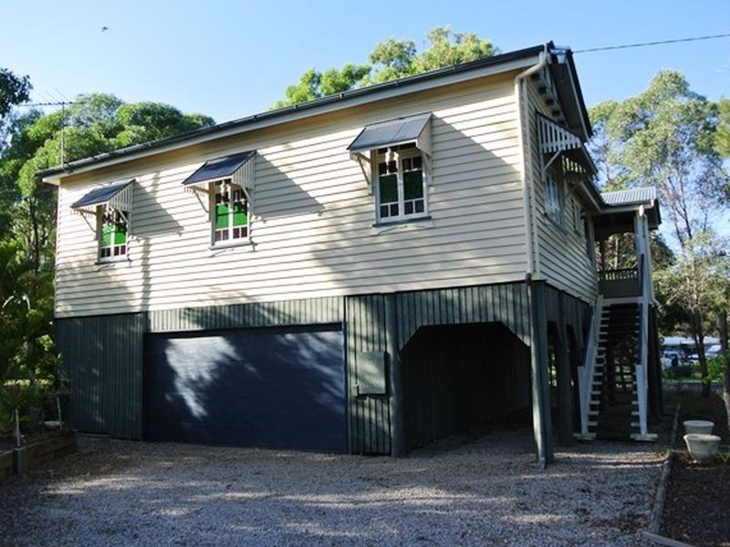 6 Blue Bay Crescent, Macleay Island QLD 4184