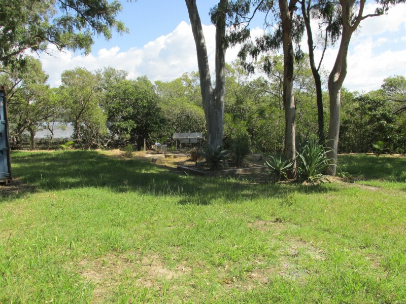 46 – 48 Calm Waters Crescent, Macleay Island QLD 4184