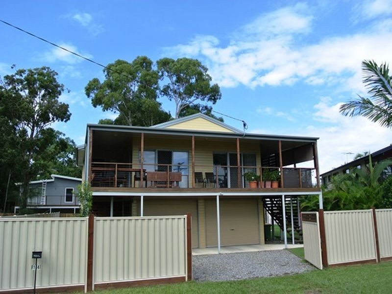 14 Kim Crescent, Macleay Island QLD 4184