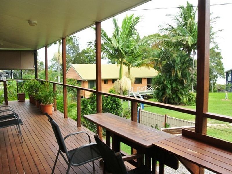 14 Kim Crescent, Macleay Island QLD 4184