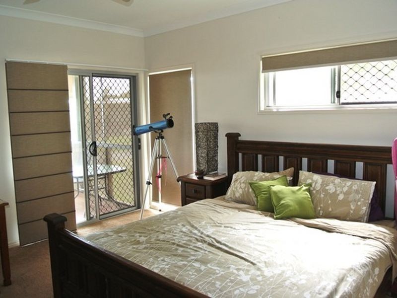 14 Kim Crescent, Macleay Island QLD 4184