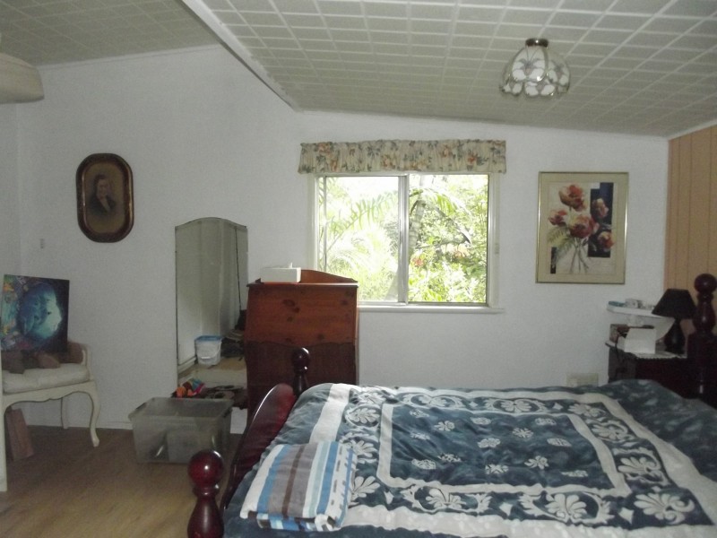 9 Scarborough Terrace, Macleay Island QLD 4184