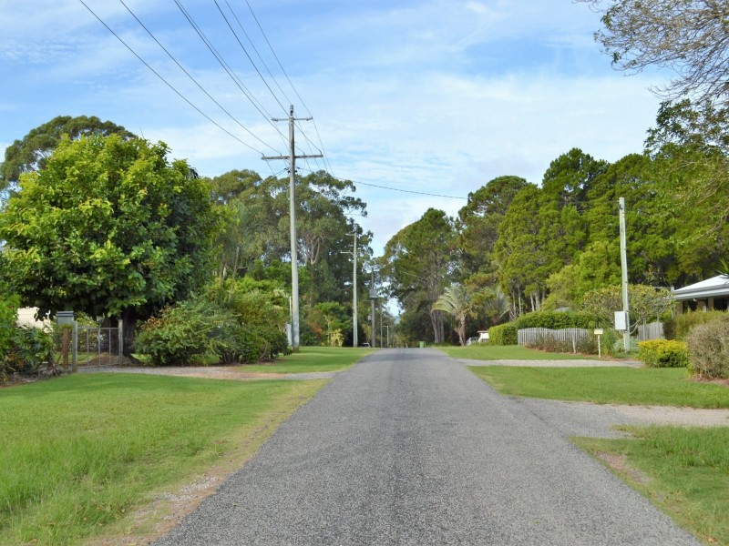 9 Marine Street, Macleay Island QLD 4184