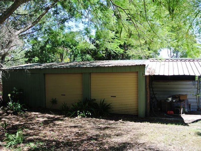 2-4 Panaroo Street, Macleay Island QLD 4184