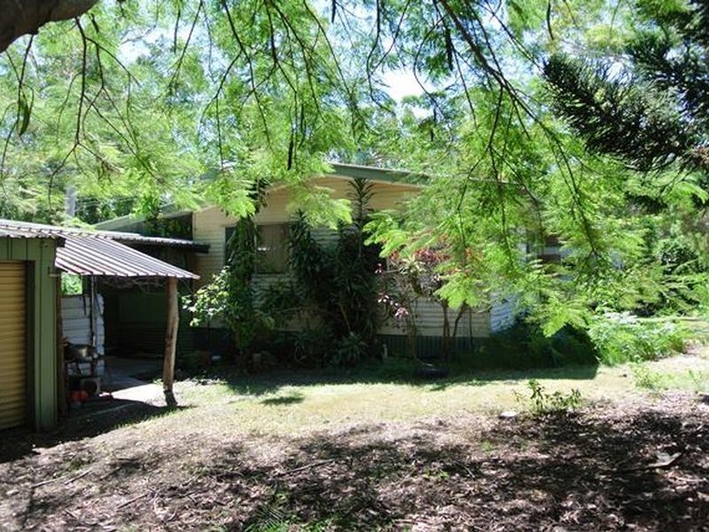 2-4 Panaroo Street, Macleay Island QLD 4184