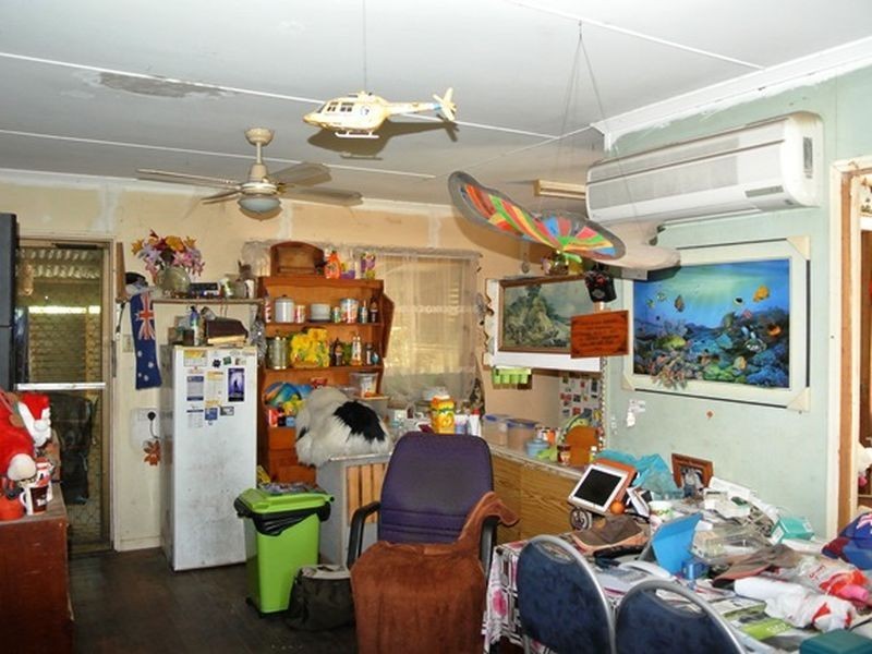 2-4 Panaroo Street, Macleay Island QLD 4184