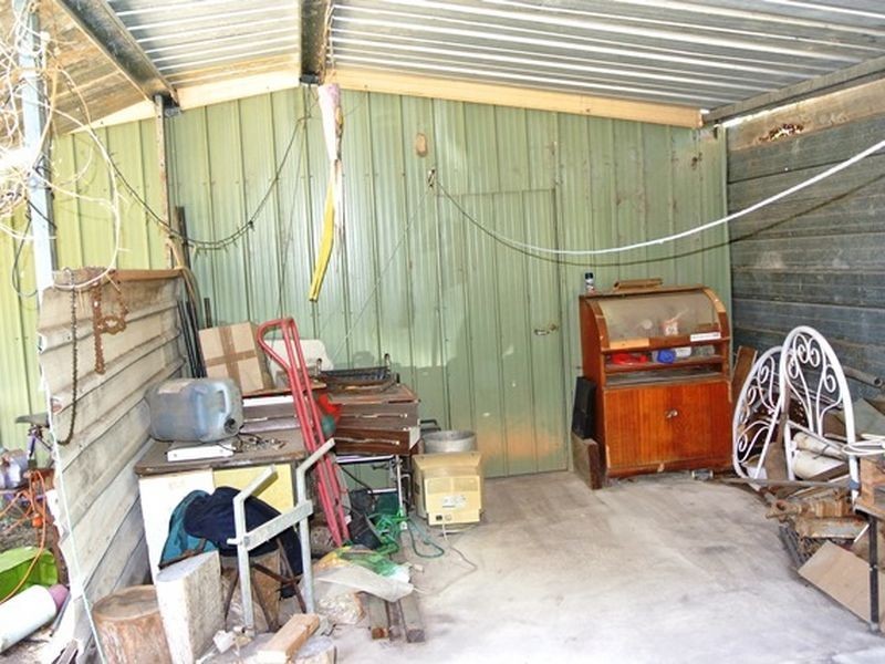 2-4 Panaroo Street, Macleay Island QLD 4184