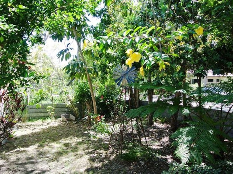 2-4 Panaroo Street, Macleay Island QLD 4184