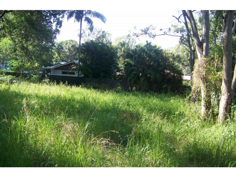 23 BRUCE ST, Lamb Island QLD 4184