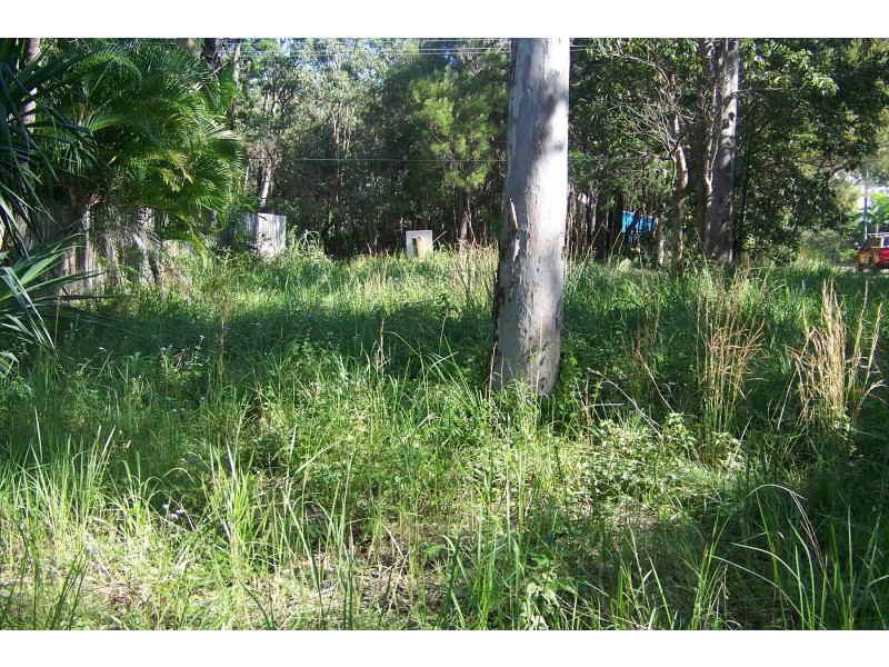 23 BRUCE ST, Lamb Island QLD 4184