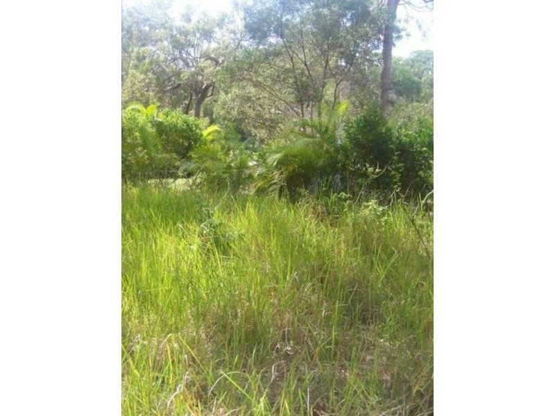 23 BRUCE ST, Lamb Island QLD 4184