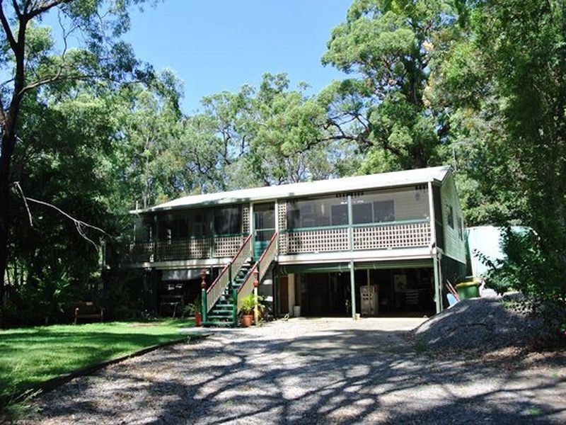 4 Wharf Street, Macleay Island QLD 4184