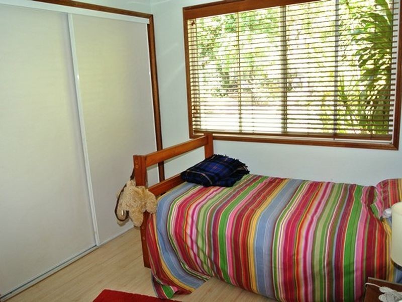 4 Wharf Street, Macleay Island QLD 4184