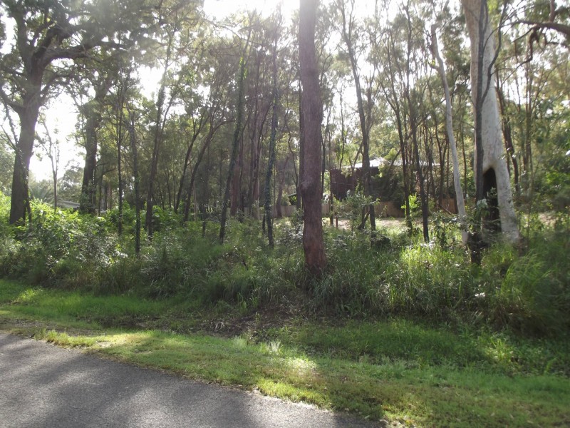 1 Natone Terrace, Macleay Island QLD 4184