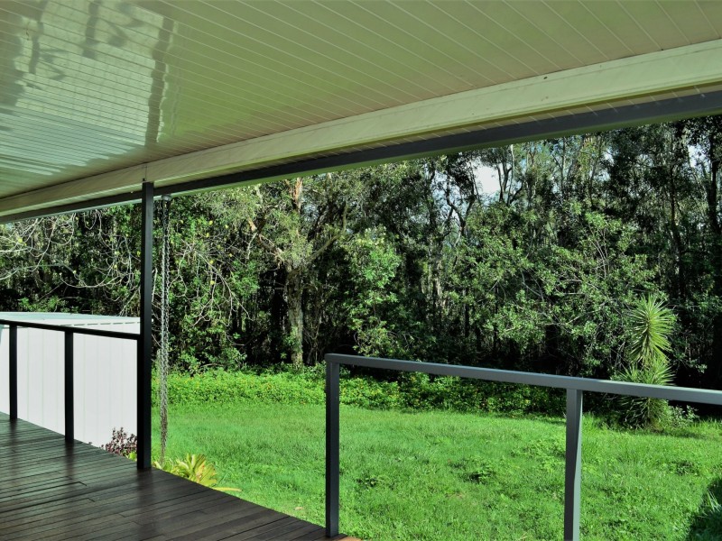 39 Alexander Street, Macleay Island QLD 4184