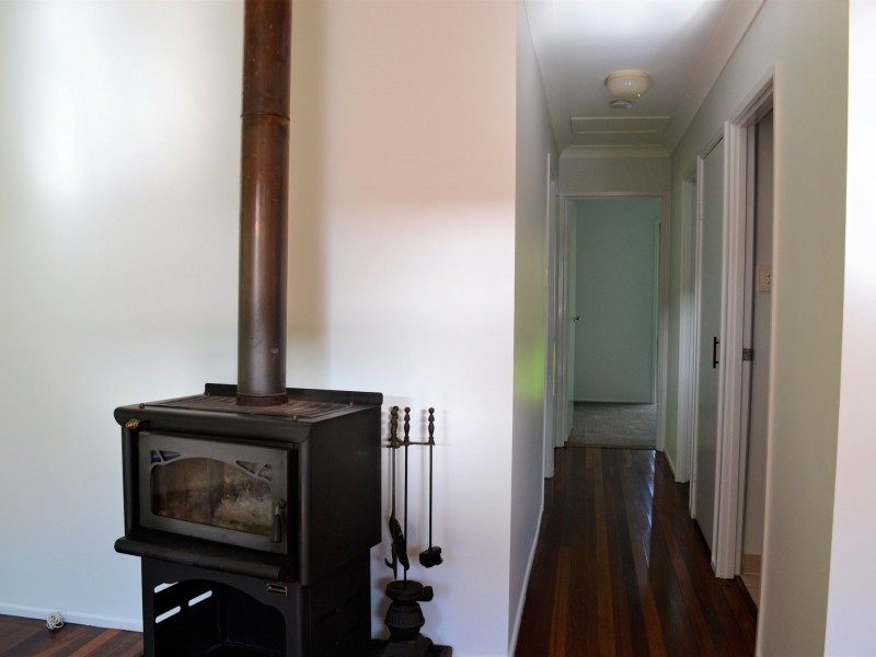 39 Alexander Street, Macleay Island QLD 4184