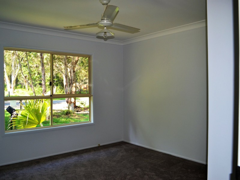 39 Alexander Street, Macleay Island QLD 4184