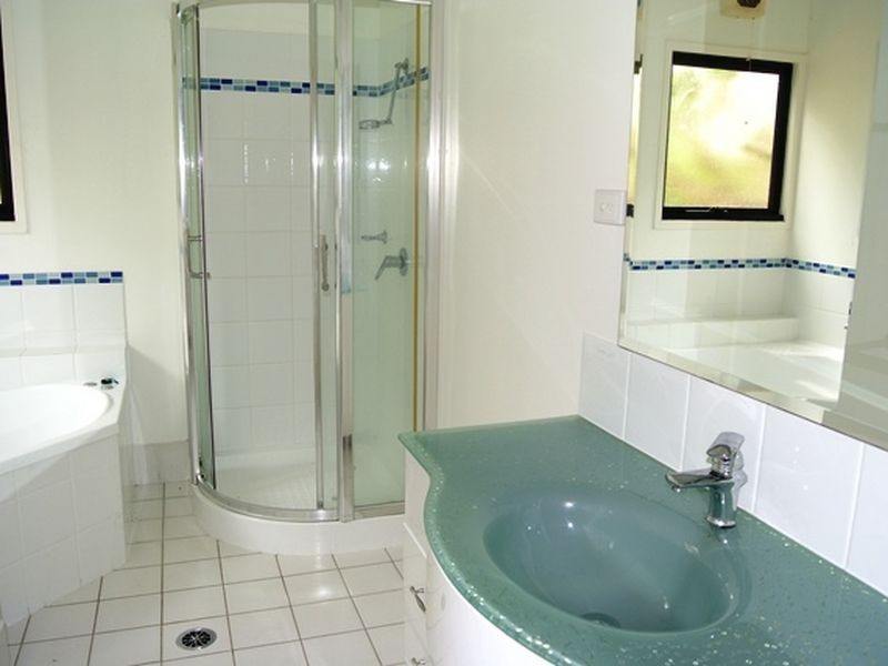 202 Kate Street, Macleay Island QLD 4184