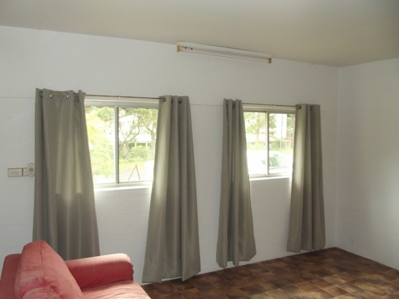 2 Curlew Street, Macleay Island QLD 4184