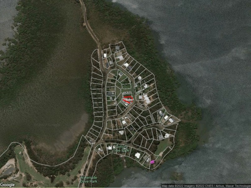 11-13 Blue Waters Crescent, Macleay Island QLD 4184