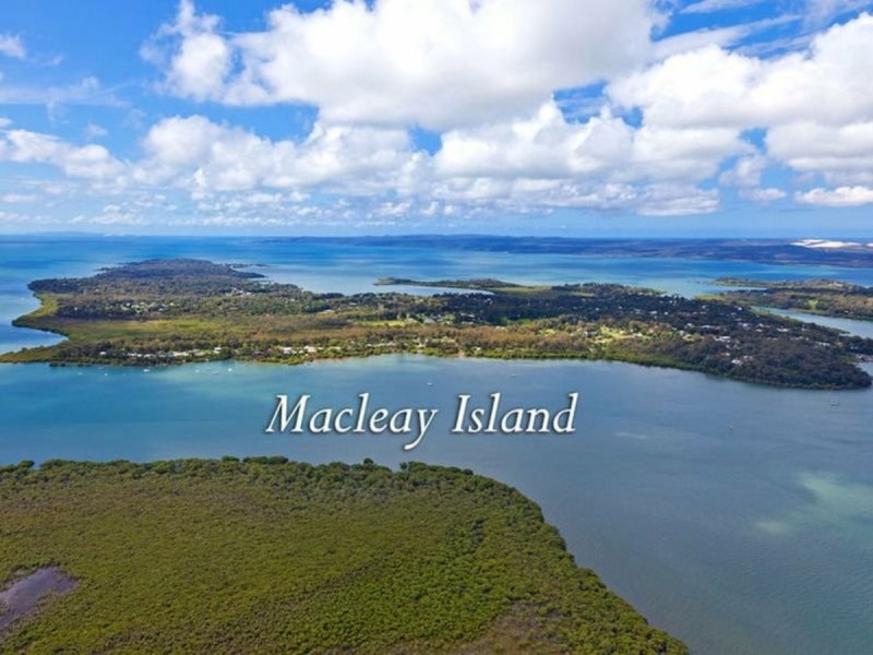 11-13 Blue Waters Crescent, Macleay Island QLD 4184
